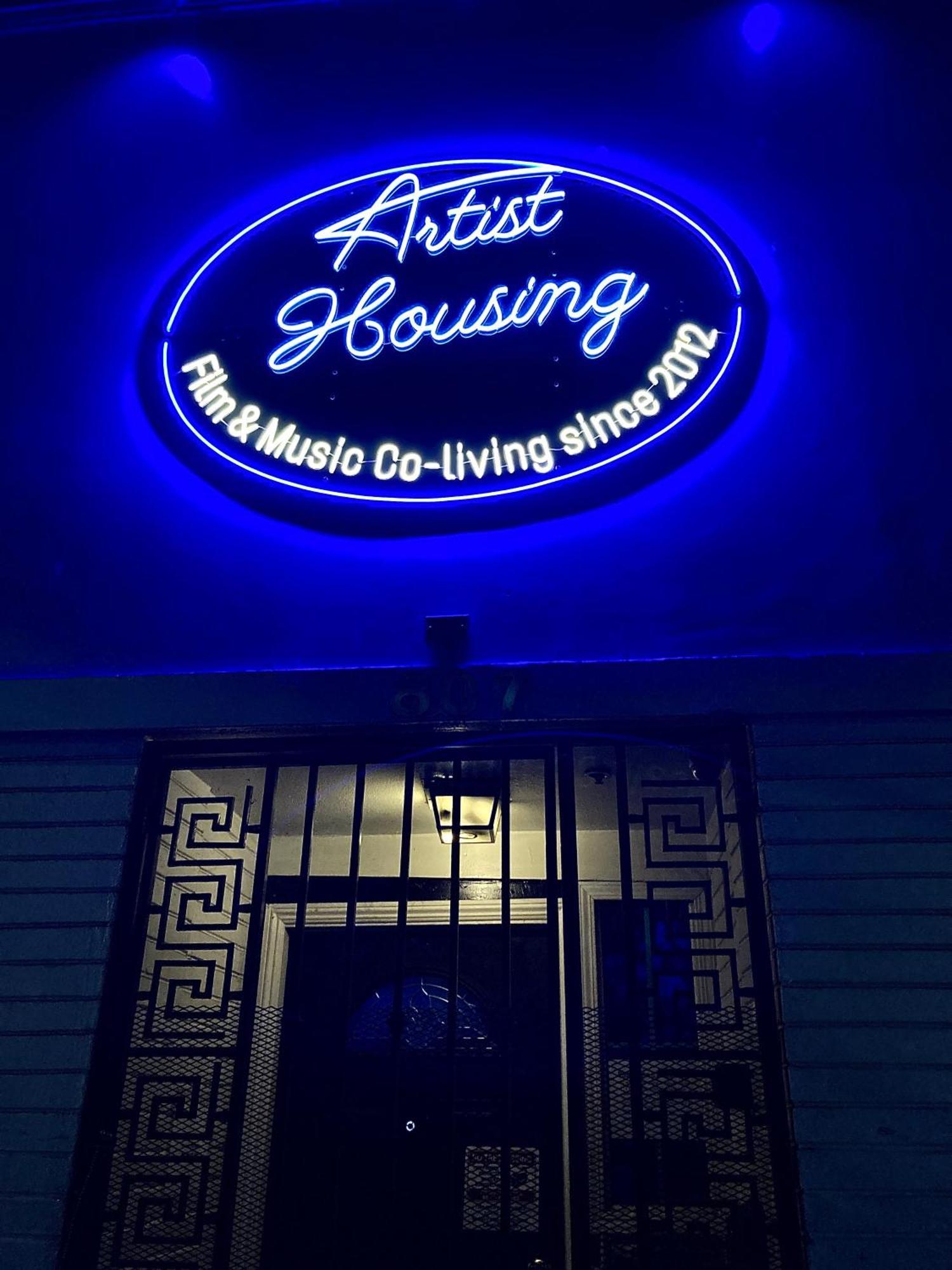 Artist Housing - Downtown Hostal Los Ángeles
